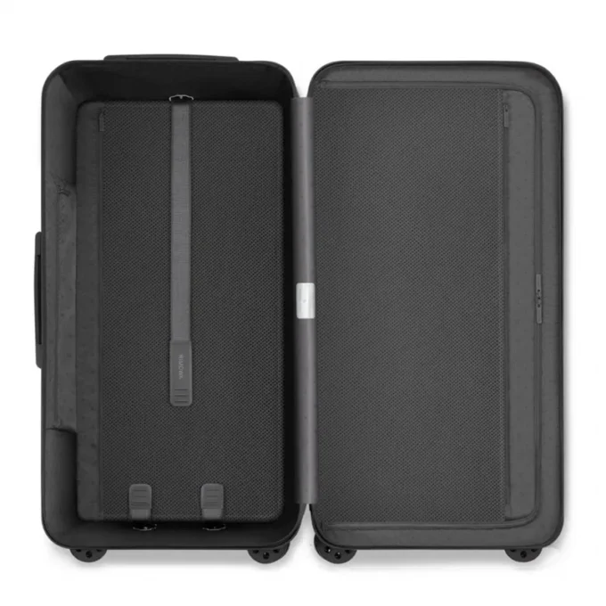 Essential Trunk Plus stor resväska Essential Trunk Plus stor resväska