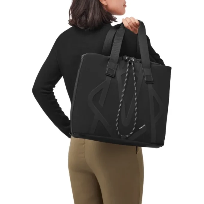 Signaturväskor i ECONYL® nylon TrageBags