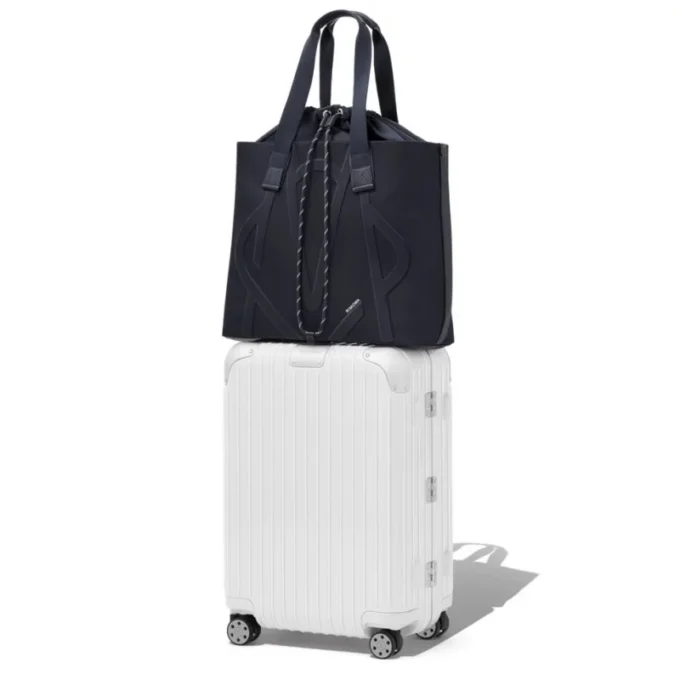 Signaturväskor i ECONYL® nylon TrageBags
